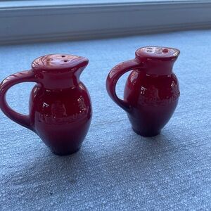 Le Creuset Red Ceramic Pitcher Salt & Pepper Shakers Set, Glossy Finish, 2pcs